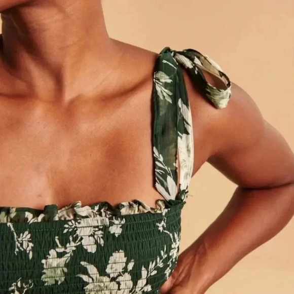 Abercrombie Size S Green Tie-Strap Floral Smocked Midi Dress - Picture 4 of 10